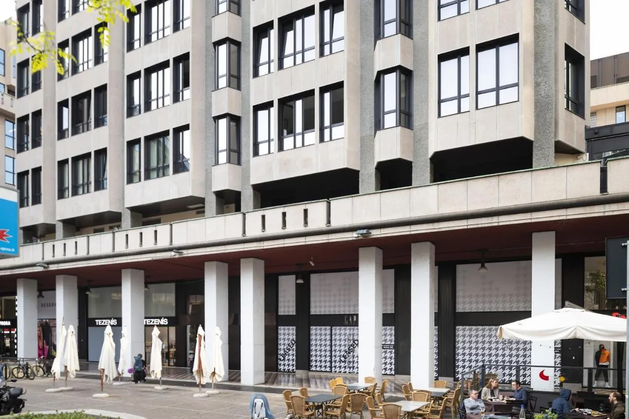 Easylife - Lussuosa Dimora Con Rooftop Condominiale Vista Duomo Milan 0*,  Italy