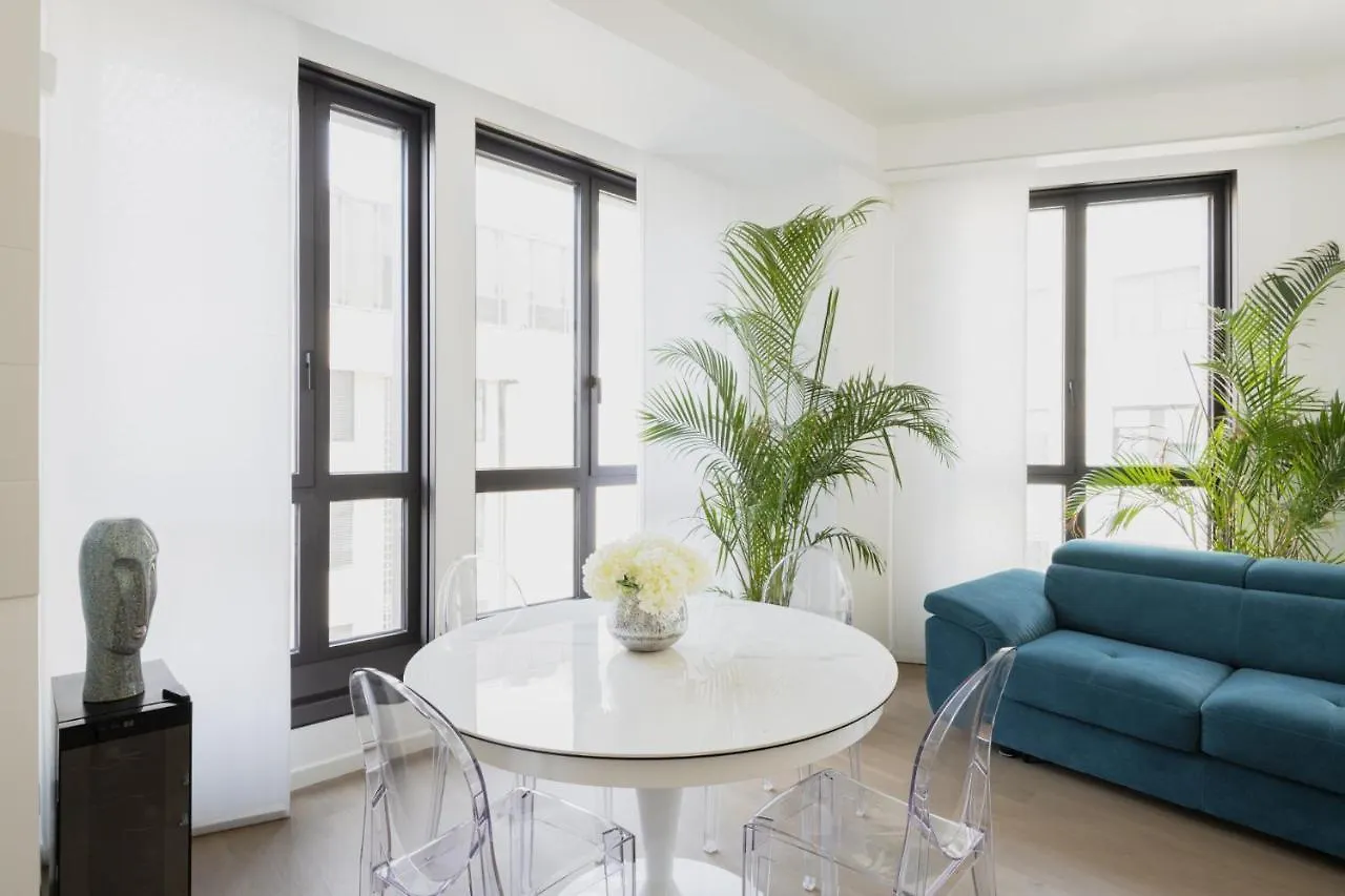 Daire Easylife - Lussuosa Dimora Con Rooftop Condominiale Vista Duomo Milano